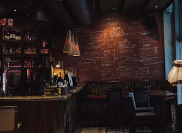 norway/oslo/grunerlokka/bar/glod