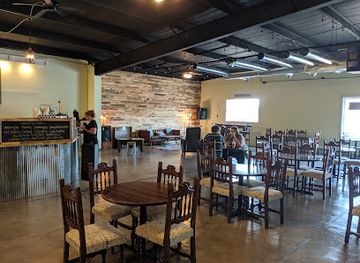 missouri/pomme-de-terre-lake/bar/the-well-414