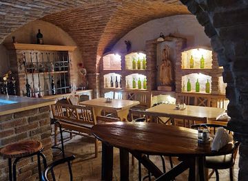 austria/seewinkel/bar/buschenschank-zum-holzapfel