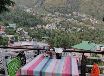 india/mcleodganj/bar/morgan-s-place