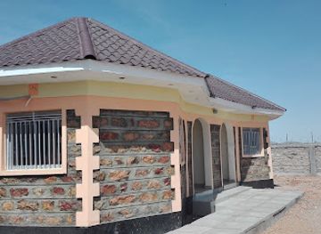 kenya/turkana-basin/bar/the-black-gold-hotel