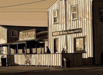 Hilltop Bar & Grill