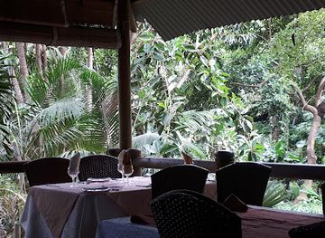 mauritius/seven-coloured-earths/bar/domaine-du-cachet