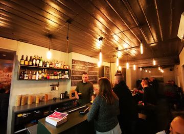 lithuania/kaunas/zaliakalnis/bar/vingiu-dubingiu-alude