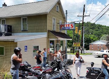 pennsylvania/laurel-highlands/bar/pete-s-tavern