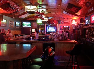 nebraska/pine-ridge/bar/white-dog-pub