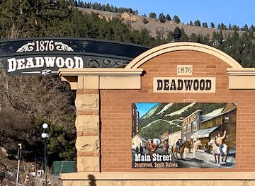 south-dakota/black-hills-national-forest/bar/wild-bill-bar