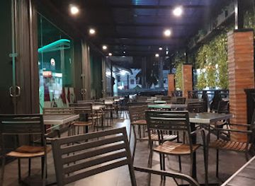 indonesia/west-sumatra/bar/happy-puppy-thamrin