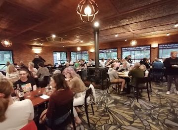 australia/grampians/bar/halls-gap-hotel-restaurant