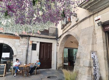 spain/girona/barri-vell-old-town/bar/la-pedra