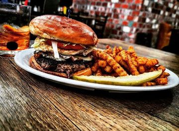 kentucky/western-coal-fields/bar/halligans-bar-and-grill