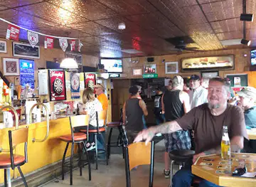 The 4's Sports Pub