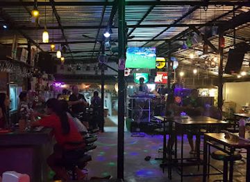 thailand/hua-hin/bar/the-hut-bar-hua-hin