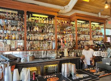 kentucky/louisville/butchertown/bar/garage-bar