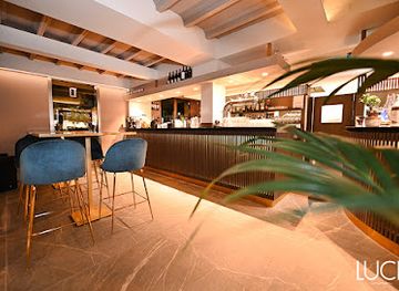 italy/lake-como/bar/luce-como