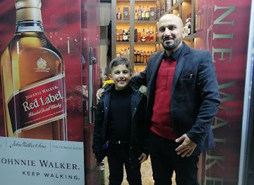 iraq/dohuk/bar/joanie-walker