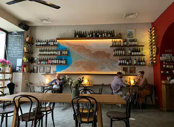 DADI wine bar and shop