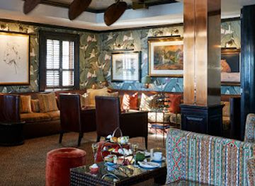 south-africa/route-62/bar/the-leopard-bar