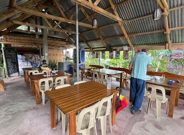 philippines/batanes/bar/beehan-meals-snacks