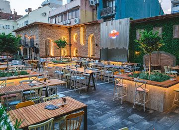 Welder Pub
