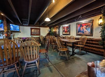 utah/snowbird-ski-resort/bar/the-hog-wallow-pub