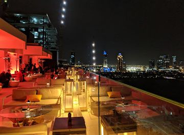 united-arab-emirates/dubai-desert-conservation-reserve/bar/the-penthouse-dubai-rooftop-lounge-nightclub-at-five-palm-jumeirah