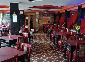 india/darjeeling/bar/simla-bar-restaurant-best-party-place