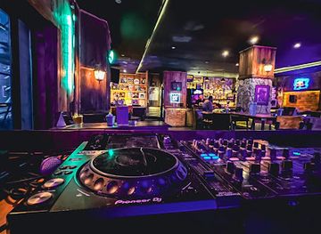 jordan/amman/rainbow-street/bar/the-cellar