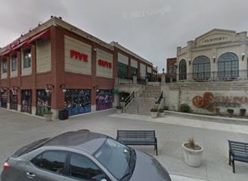 kentucky/newport/bar/the-buzz-newport-on-the-levee