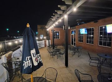 oklahoma/cross-timbers/bar/lumpy-s-sports-grill