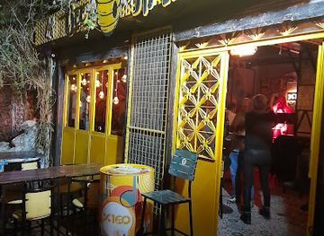 turkiye/kusadasi/bar/bee-hive-tatoo-pub