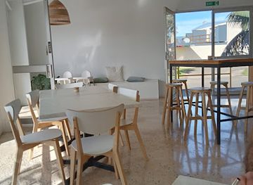 norfolk-island/emily-bay/bar/enitaim-woodfired-pizza