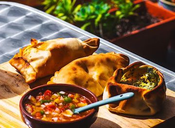 argentina/perito-moreno-glacier/bar/ritual