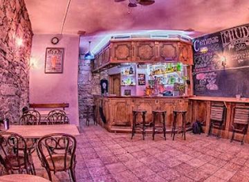 spain/camino-de-santiago/bar/miudo