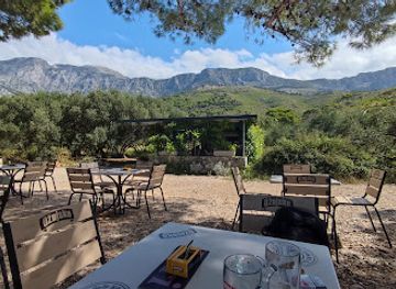 croatia/biokovo-nature-park/bar/beach-bar-fast-food-lori