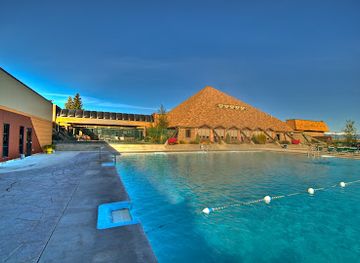 montana/the-glacier-country/bar/fairmont-hot-springs-resort