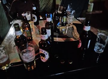 kenya/mombasa/bar/forty-pub