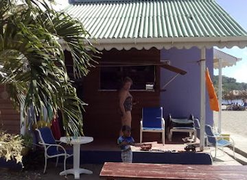 dominica/mero-beach/bar/merokai-beach-bar