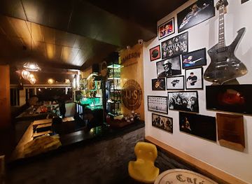 india/himalayas/bar/cafe-1947