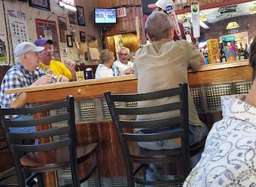 iowa/decorah/bar/your-place