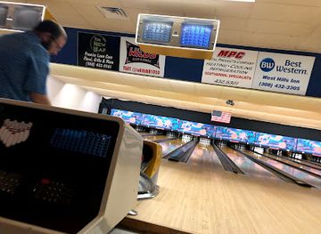 nebraska/chadron-state-park/bar/hilltop-lanes