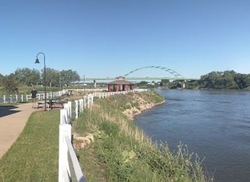 iowa/missouri-river-valley/bar/crave-american-kitchen-sushi-bar-hilton-garden-inn-sioux-city