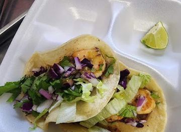 oklahoma/beavers-bend-state-park/bar/zydeco-cheesecake-fried-rice-and-chicken-fried-sandwiches