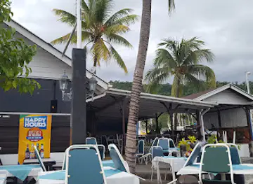 Sails Restaurant & Pub