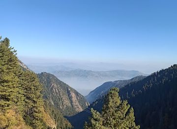 pakistan/ayubia-national-park/bar/pipeline-track-midpoint