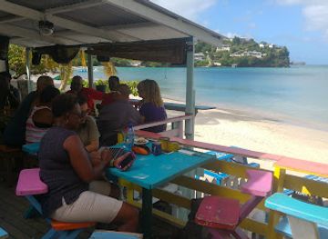 grenada/bbc-beach/bar/la-plywood-beach-bar-cafe