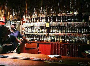 dominica/castle-bruce/bar/islet-view-restaurant-bar