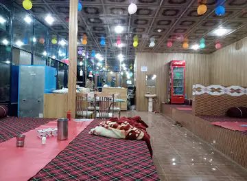 Day Night Restaurant