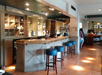 united-kingdom/warwickshire/bar/the-moorings-at-myton