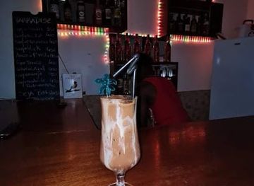 cabo-verde/praia-do-tarrafal/bar/bar-tarrafal-vibes